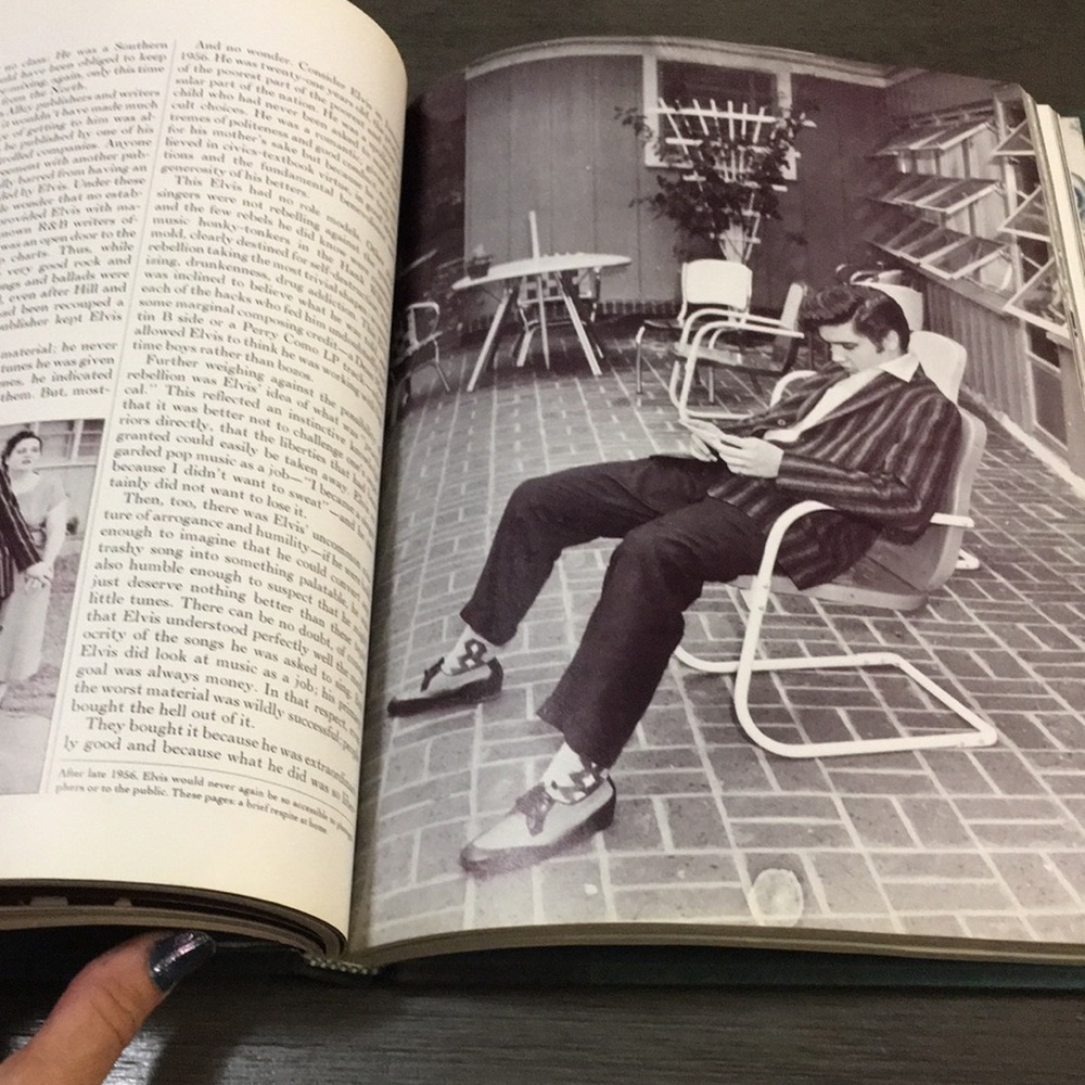 ELVIS the book